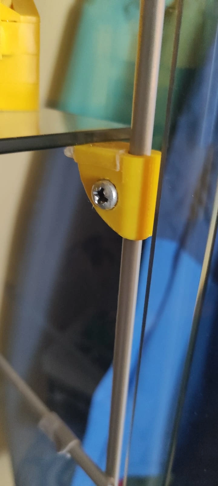 Shelf Bracket Side View